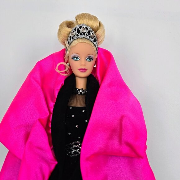 Barbie Doll 1998 Happy Holidays Special Edition Black Pink Silver Dress 20200 Ma - Picture 15 of 16